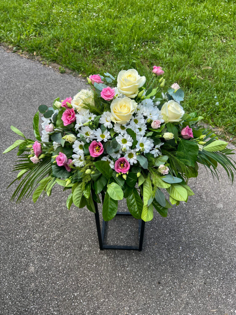 Mali aranžman za groblje ležeći