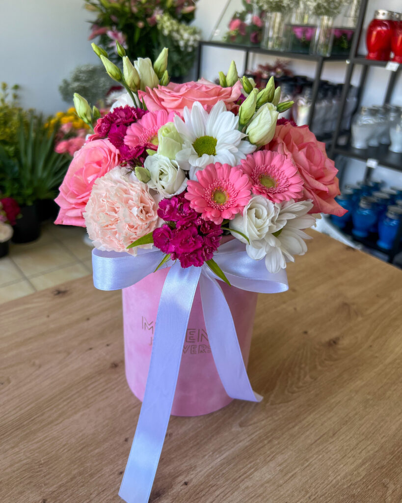 flower box srednje veličine rozo