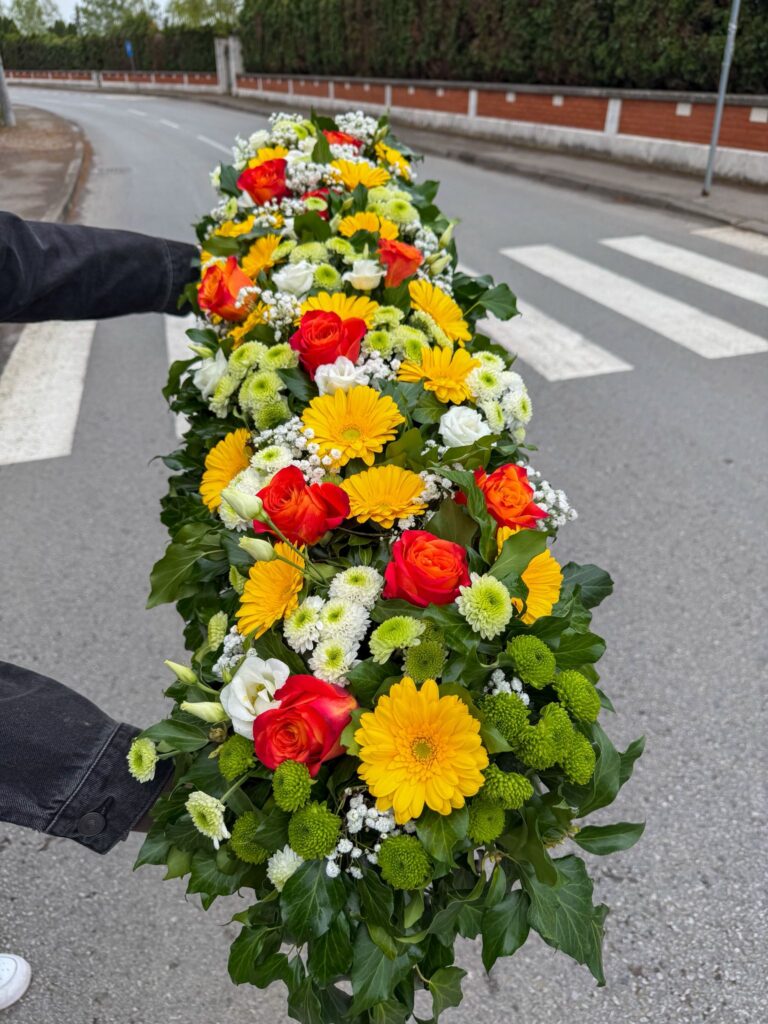Cvjetni aranžman za dupli grob dugački 